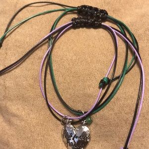 Expandable/retractable friendship bracelets